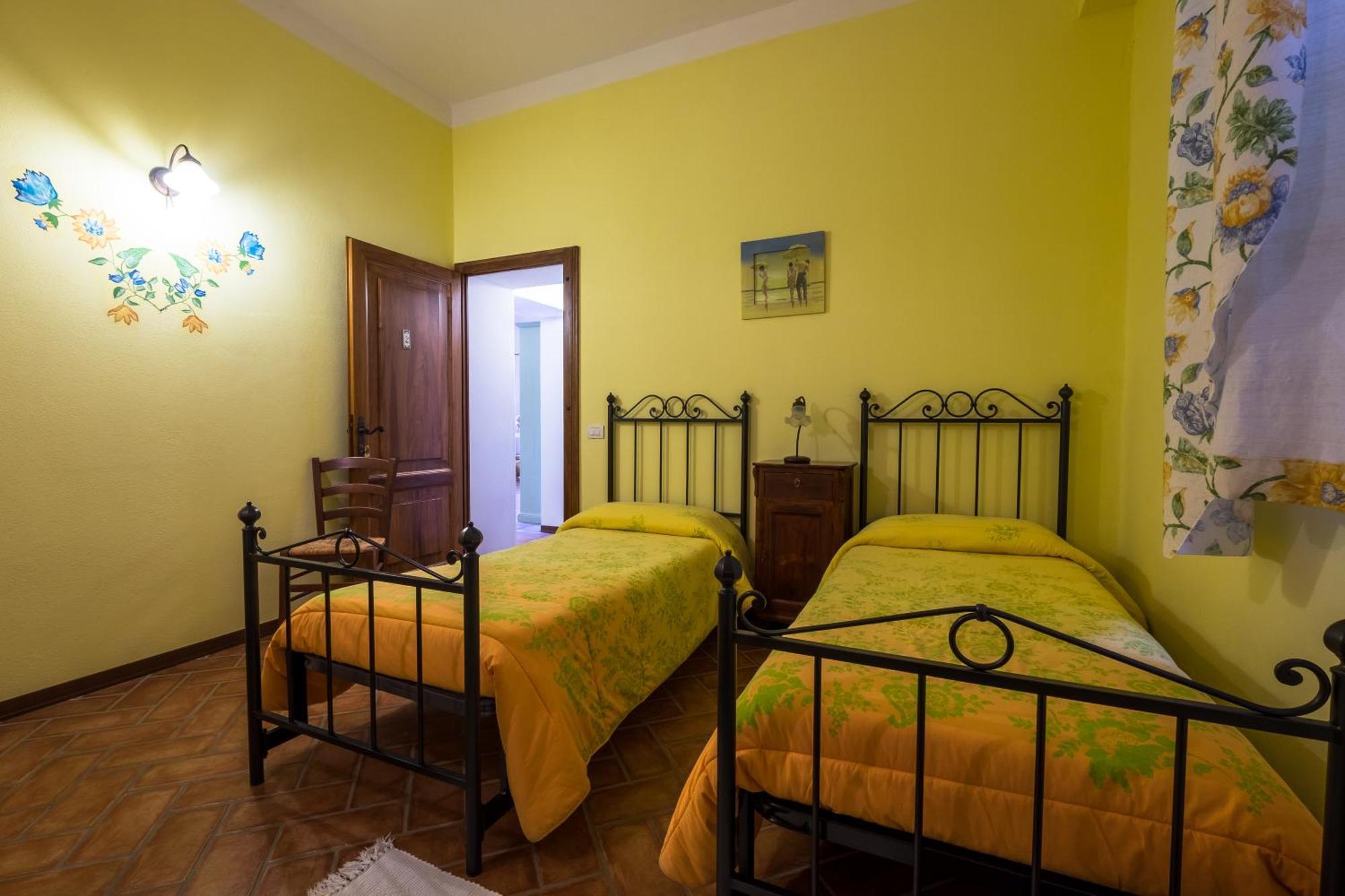 Giannetti Bed & Breakfast Villa Poggio alle Mura Room photo