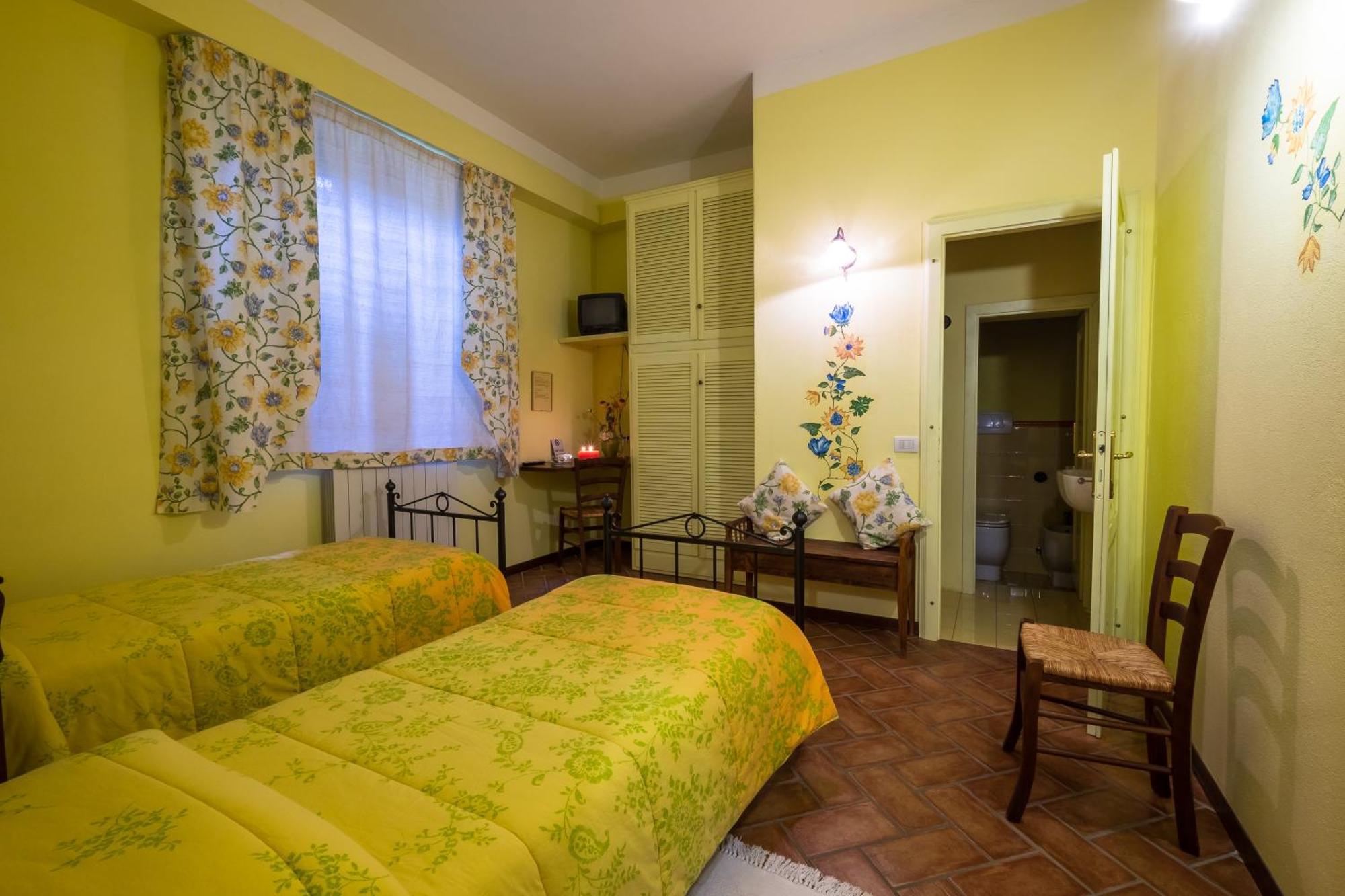 Giannetti Bed & Breakfast Villa Poggio alle Mura Room photo